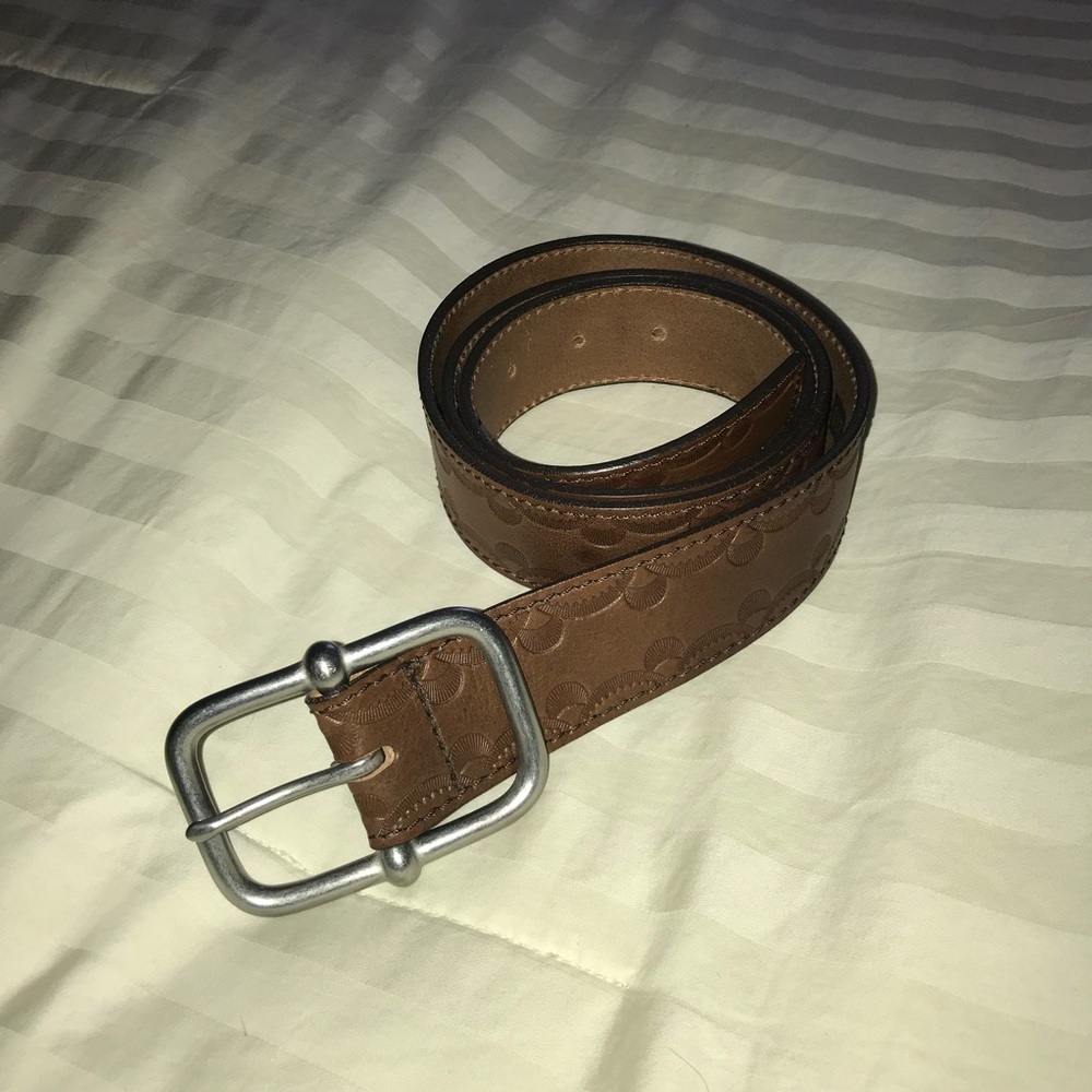 GAP Brown Scalloped Leather Belt